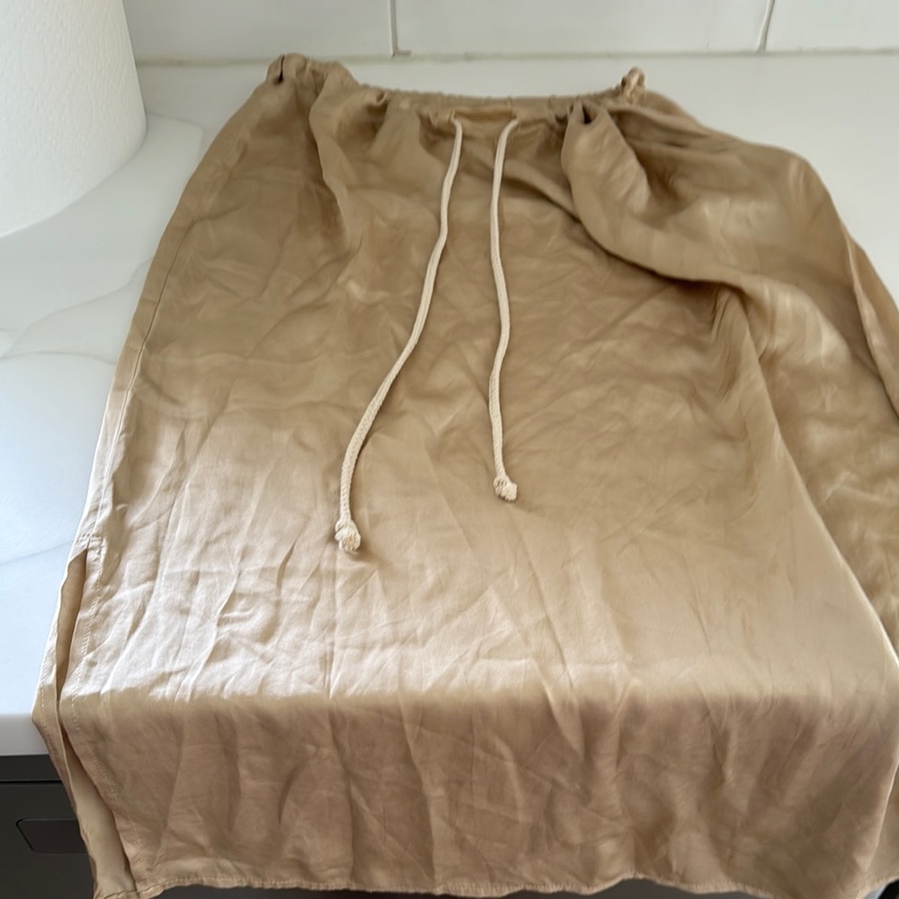Elegant Tan Skirt